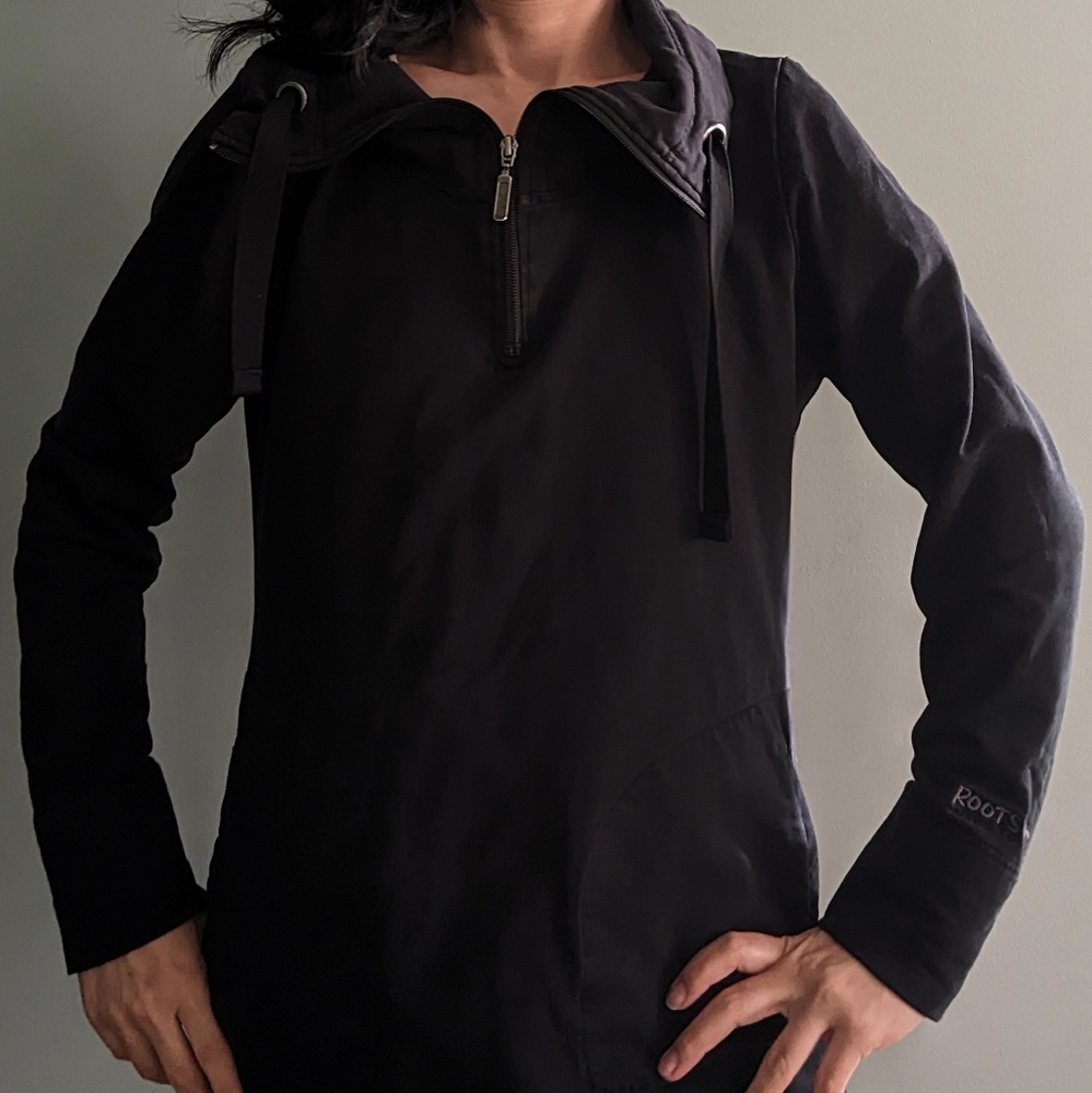 Roots Women's Black Quarter Zip Pullover Sweatshirt